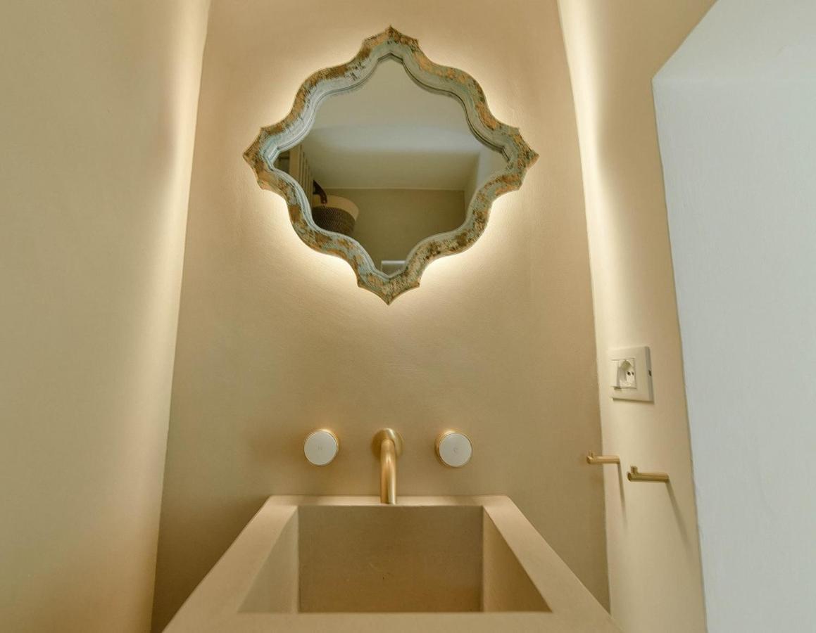 Eurydice Suite With Infinity Jacuzzi Ostuni Exterior photo