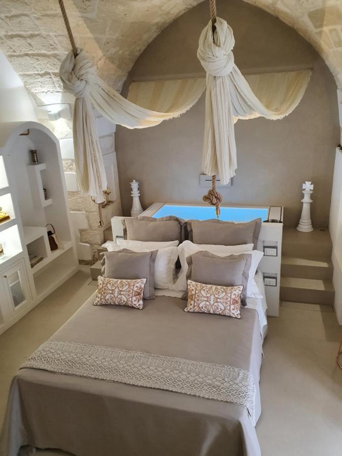 Eurydice Suite With Infinity Jacuzzi Ostuni Exterior photo