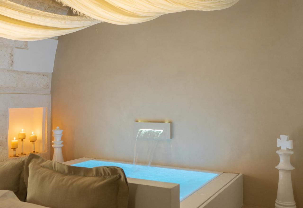 Eurydice Suite With Infinity Jacuzzi Ostuni Exterior photo